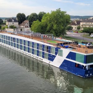 Le Havre to Paris Cruise