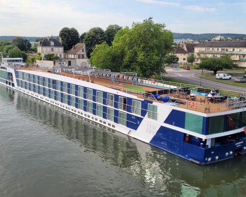 Le Havre to Paris Cruise