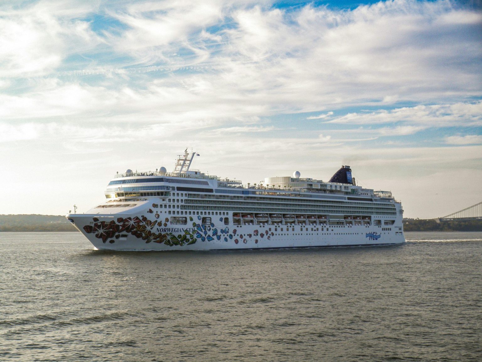 Cruise liner