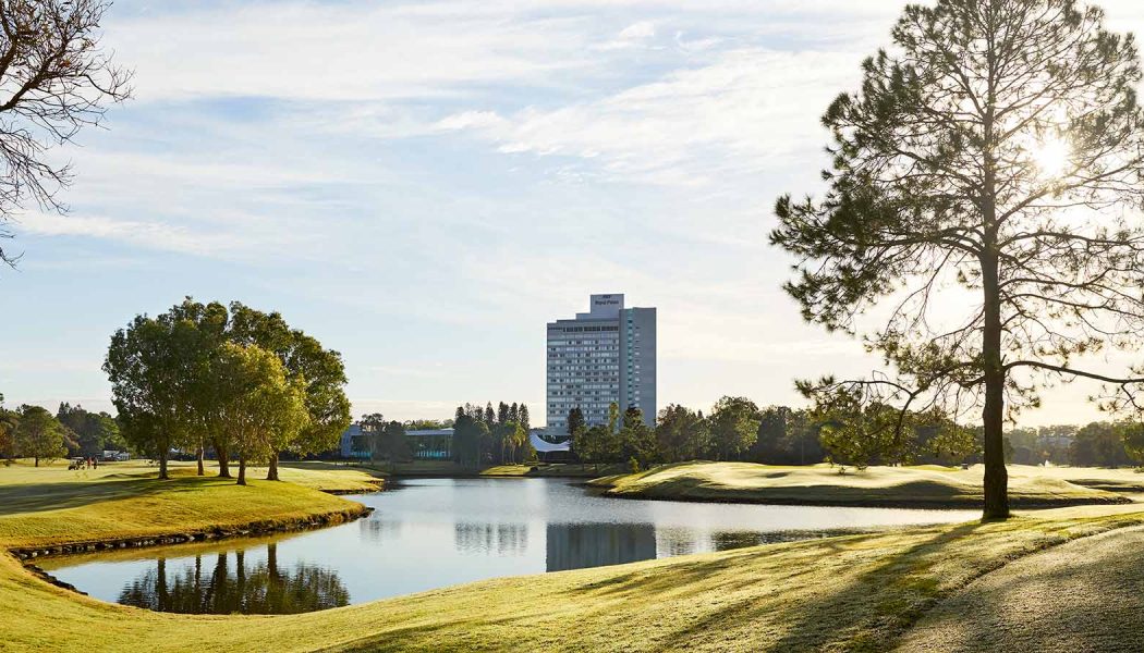 royal pines 1600x900
