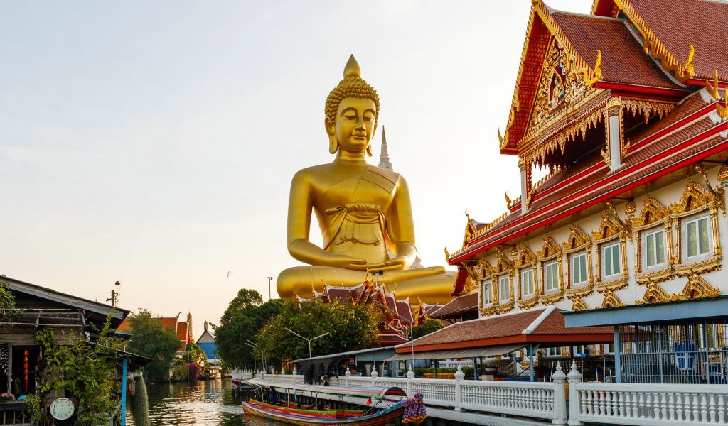 big b bangkok 1 1024x683 1